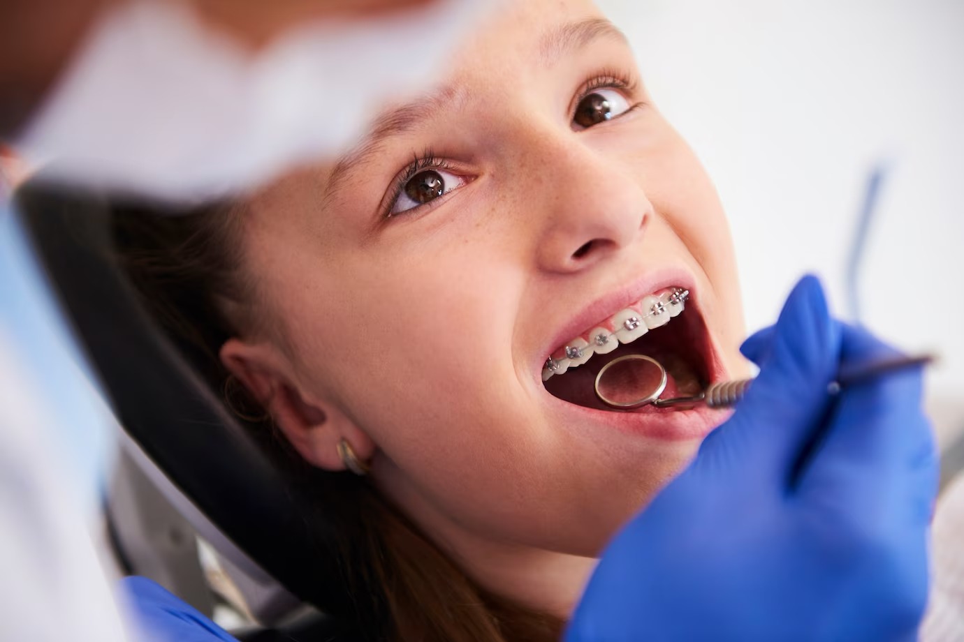 imgi 91 chica brackets examen dental rutina 329181 17710